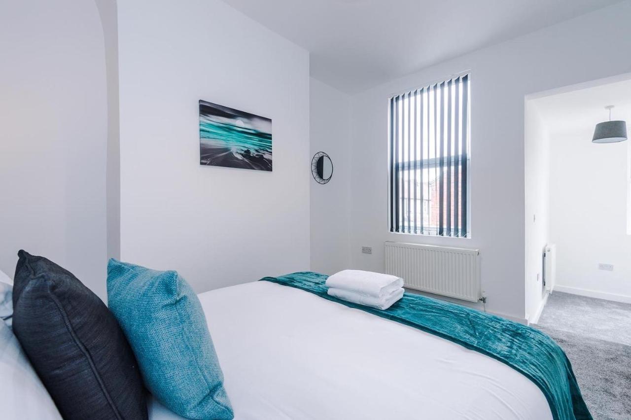 Cosy 3 Bed 3 Bath House - Central Liverpool -Self Check-In & Free Parking!ヴィラ エクステリア 写真